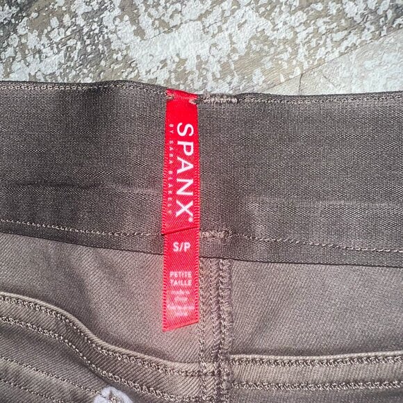 Spanx Women's Twill Skinny Pants Cargo Pockets Size S Petite - Picture 3 of 6